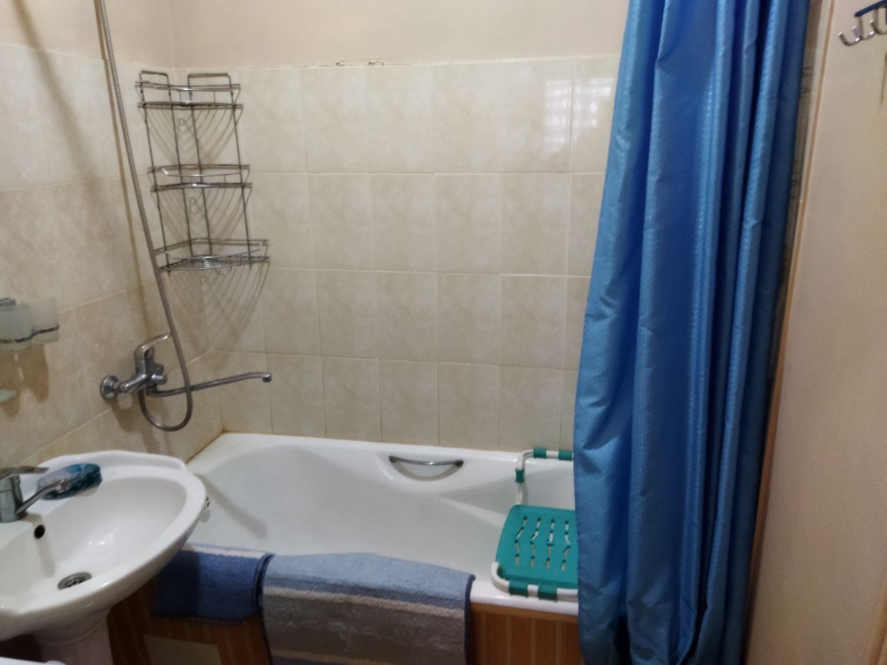 Сдам квартиру Юнусабад.р  8-кв 3-ком 500 $