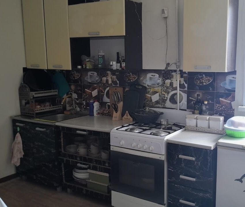 Продается кухонный гарнитура