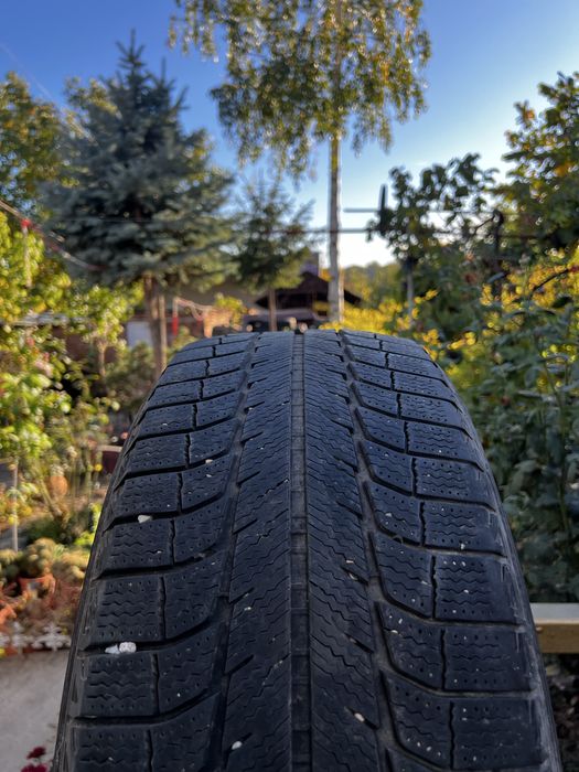 Зимни гуми Michelin 235/55/19