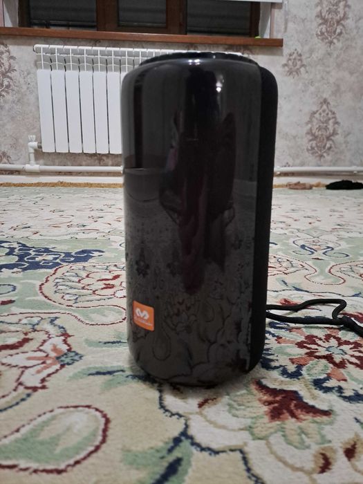 Портативная колонка