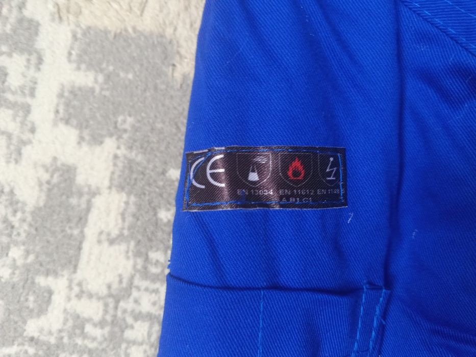 Продам Спецодежду