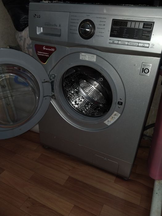 Продам стиральную машину