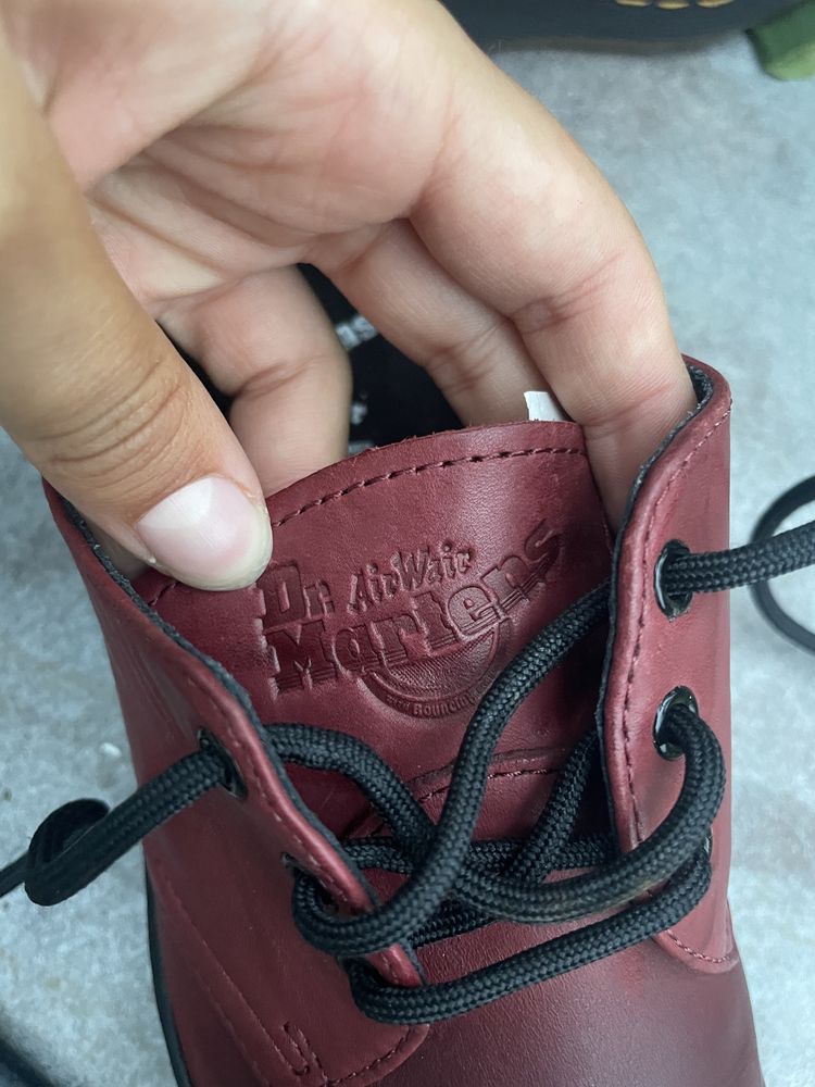 Dr. Martens Cavendish Cherry Red обувки |37 размер