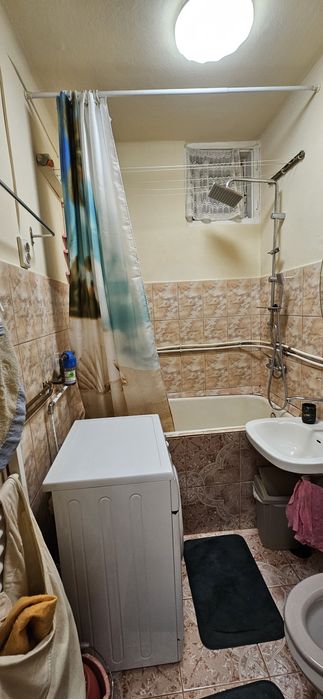 Apartament cu 2 camere de inchiriat