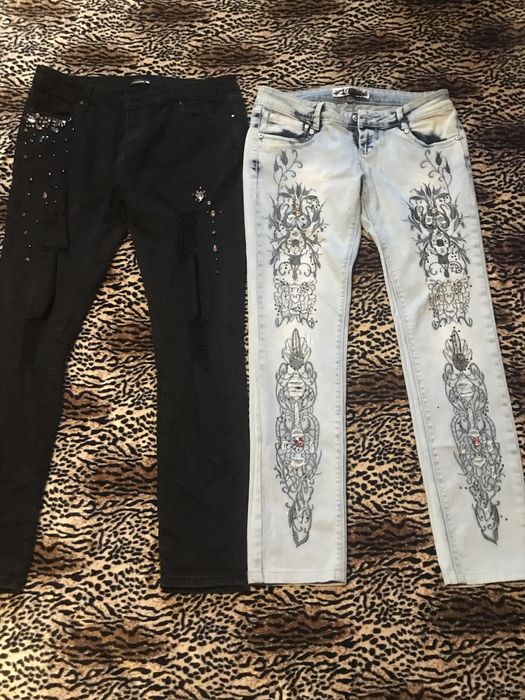 Продам женские джинсы со стразами