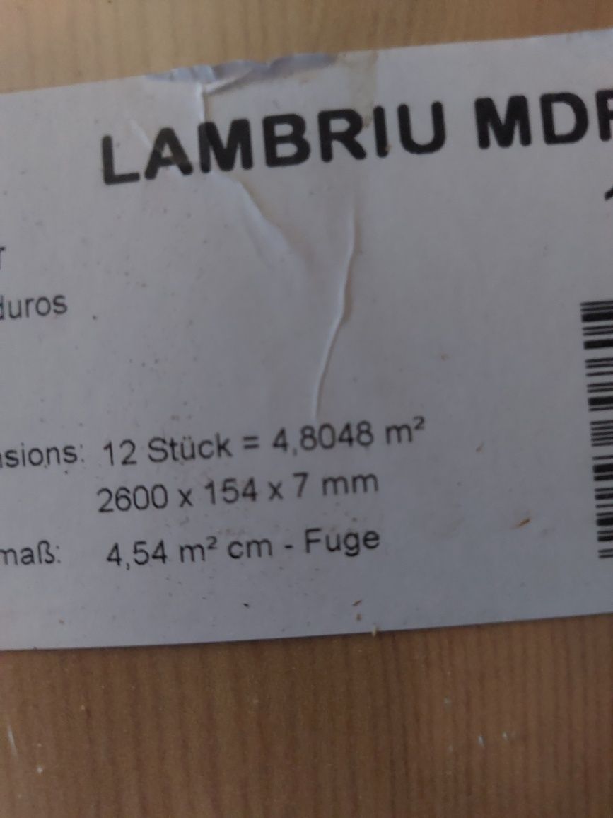 Lambriu  mdf 2600/15,5/0,7 4,8mp /pachet