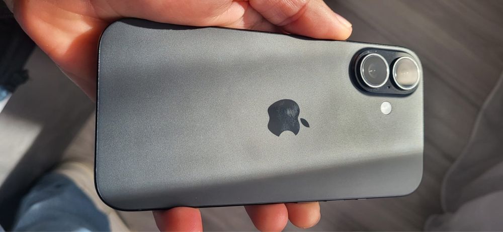 Iphone 16.