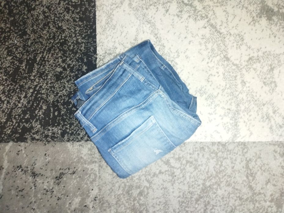 Blugi Zara normal fit