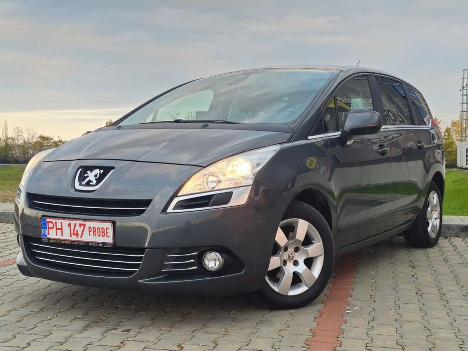Peugeot 5008 Peugeot 5008 2011 1.6 benzina 7 locuri Posibilitate rate