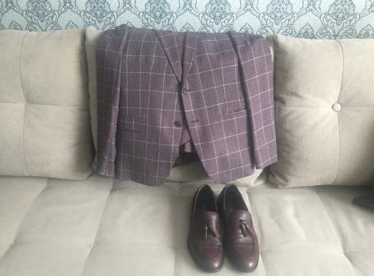 Костюм и лофферы