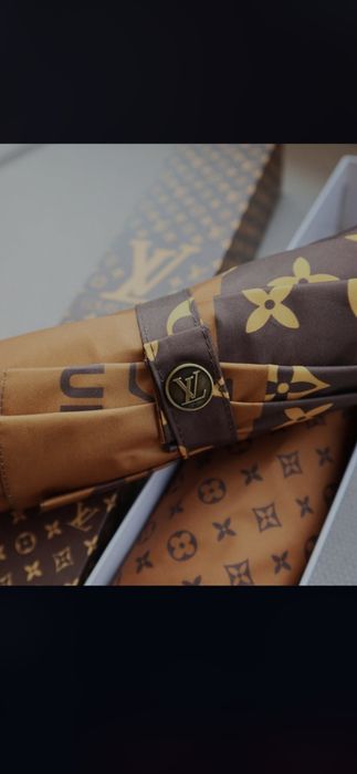 Umbrela  Louis Vuitton, model 2026