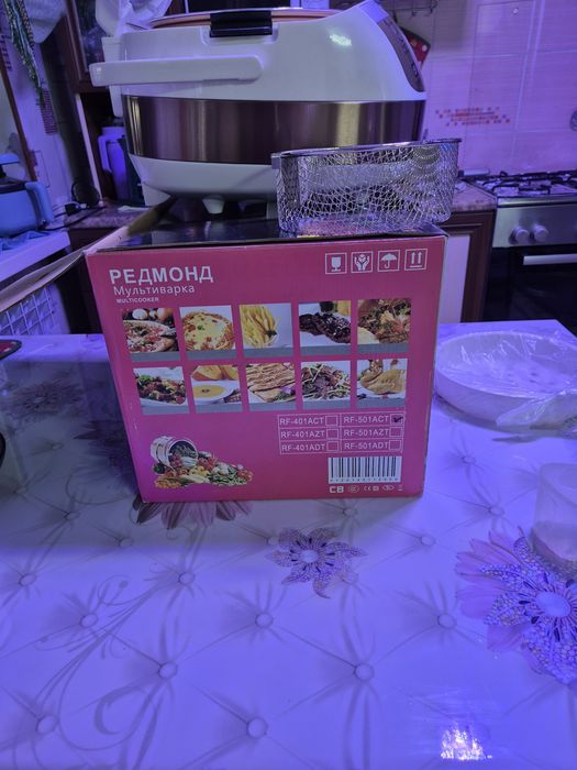 Мультиварка [РЕДМОНД]