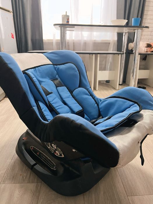 Продам детское автокоесло 0-3 года