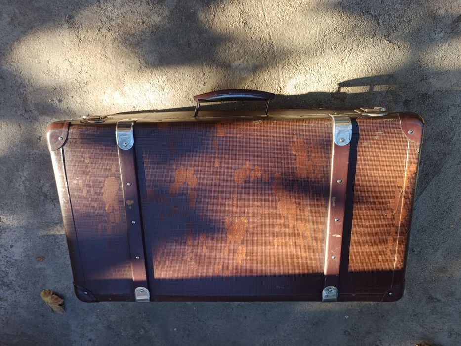 Стари ретро куфари