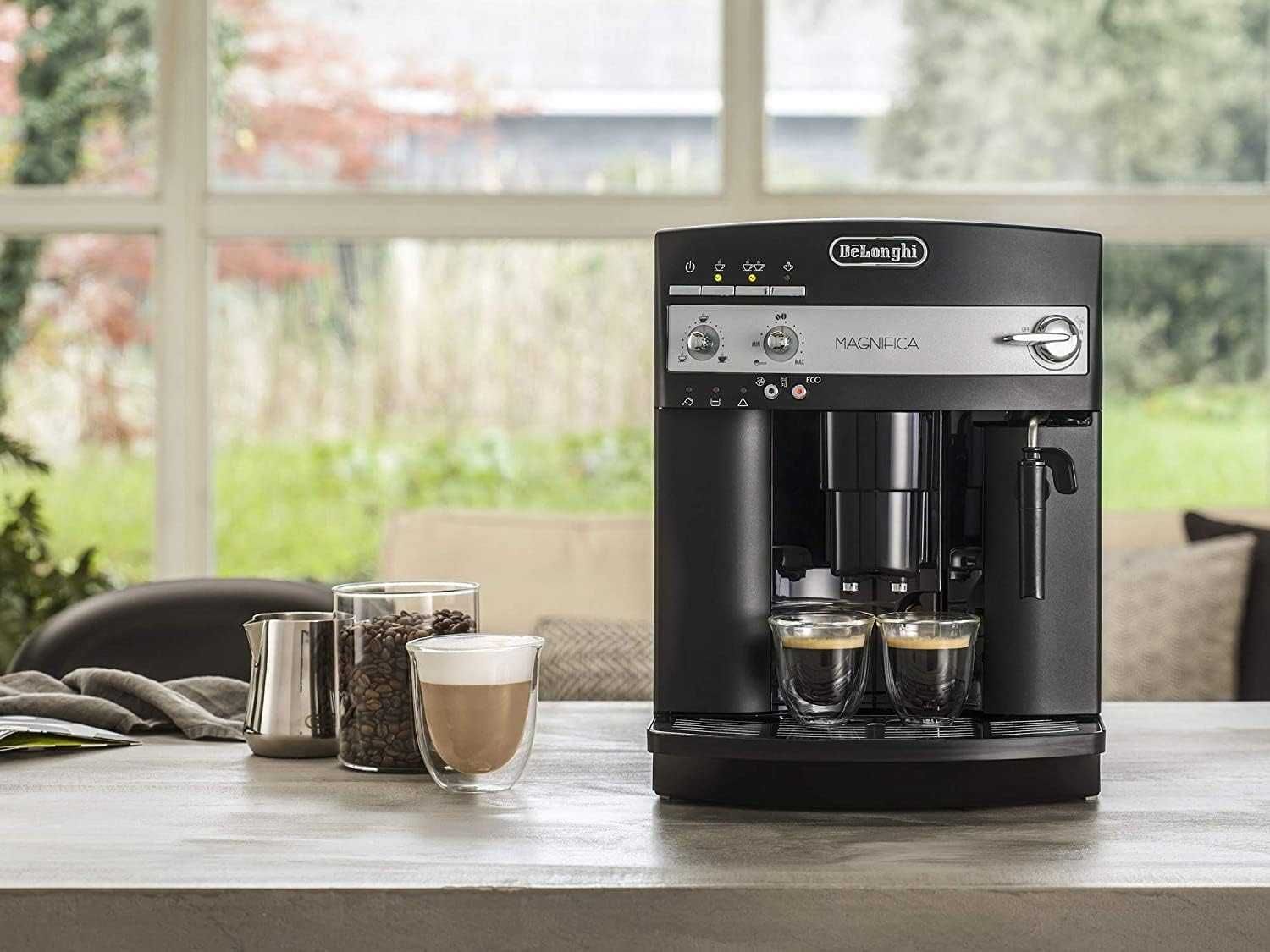 Кафеавтомат Delonghi Magnifica ESAM 3000 Автоматична кафемашина