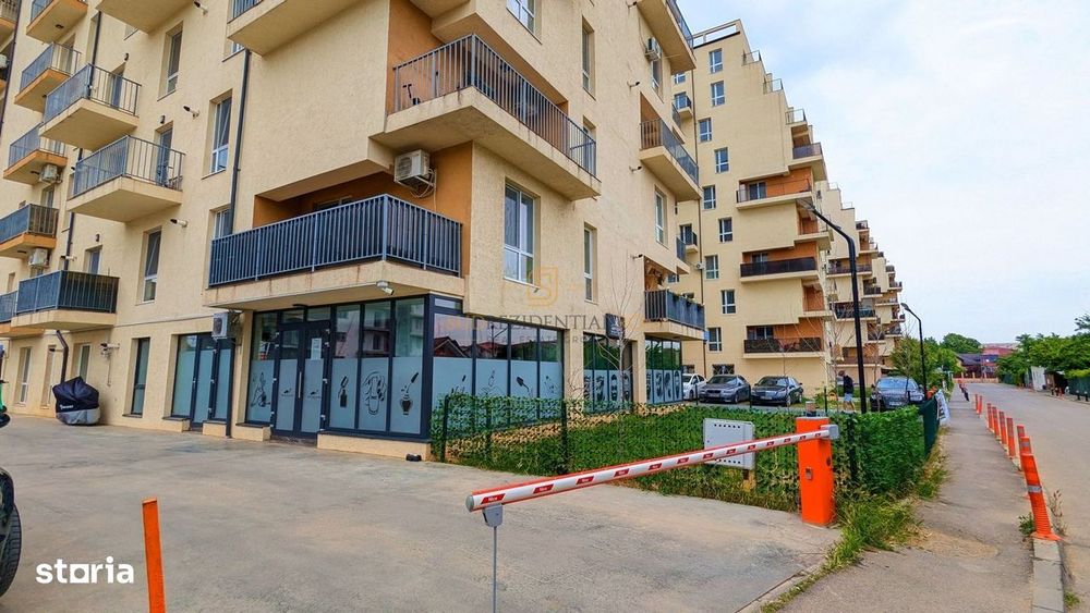 Spatiu comercial de vanzare, investitie cu venit imediat, Grand Arena