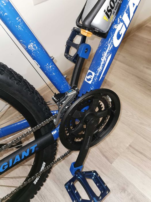 Bicicleta mountain bike cu suspensie