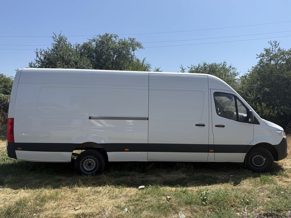 Mercedes benz sprinter
