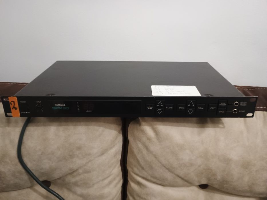 Vând mixer Allen Heath PA 12