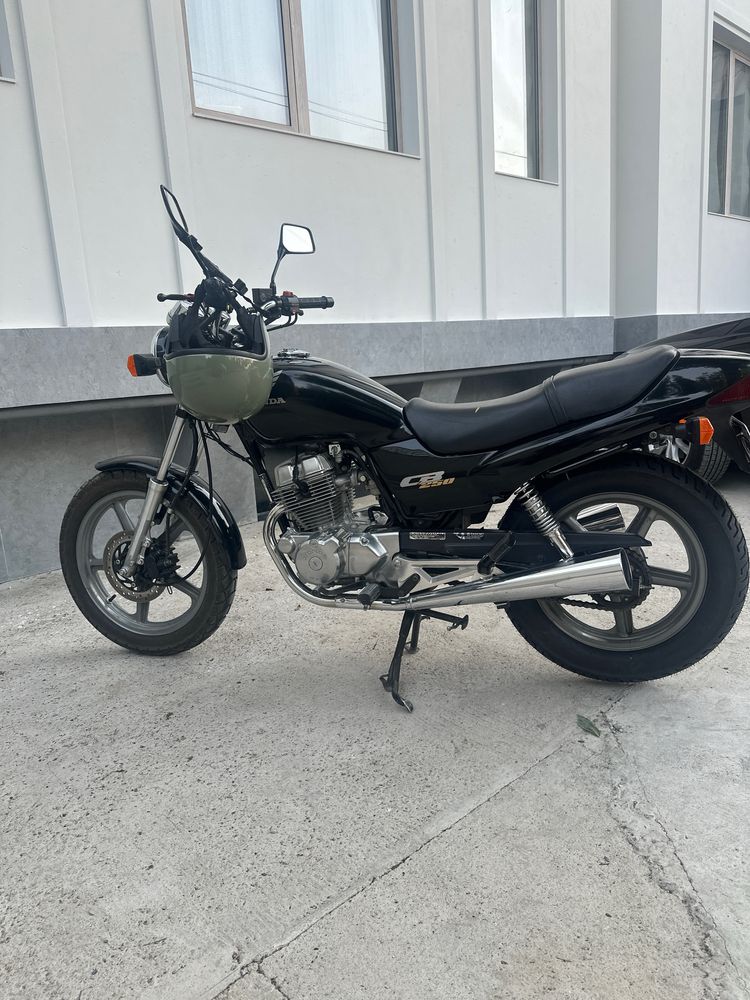 Мотоцикл класик, без проблем Honda cb250,  2000г.в., 18 500 км