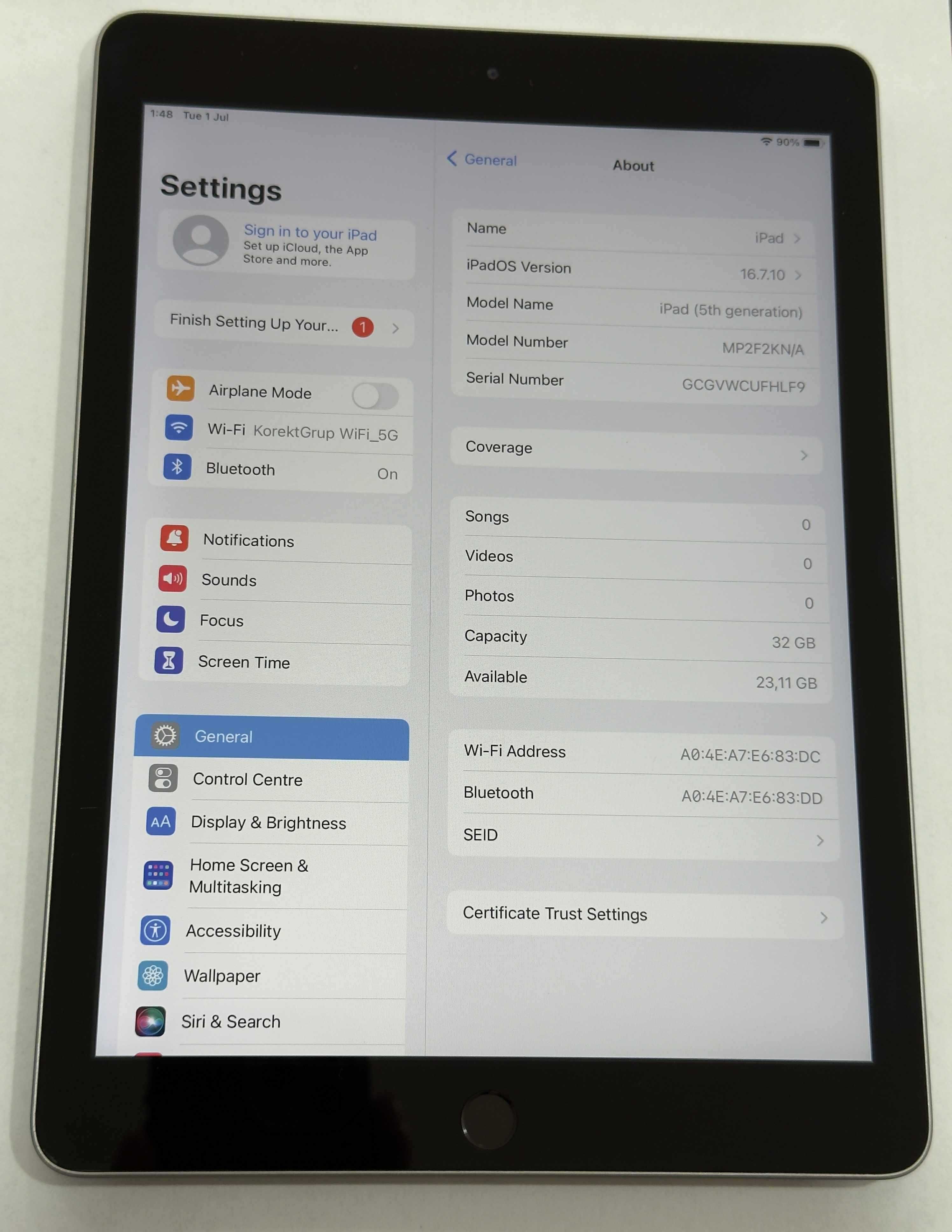 Apple iPad Wi-Fi 32GB Space Gray (2017)