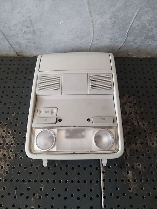 Plafoniera fata suport ochelari vw passat b6 3c 1k0868837 3c0867489b
