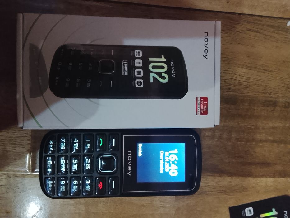 Novey 102 YANGI telefon