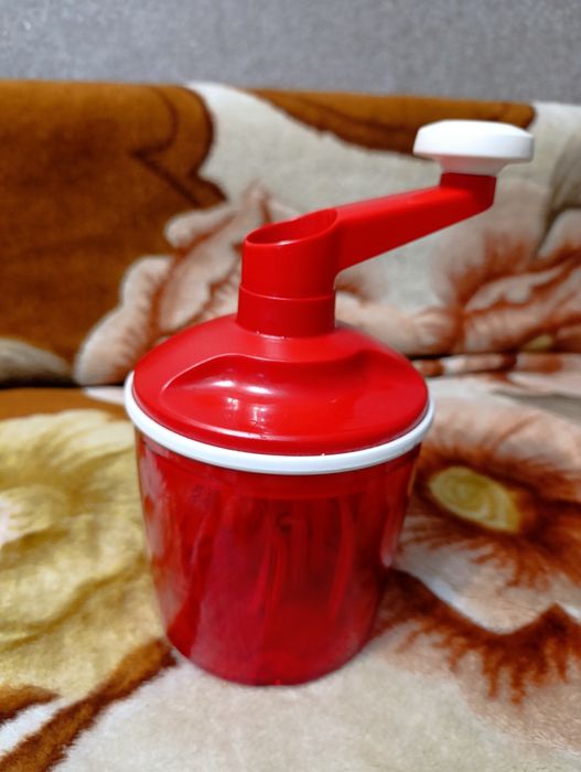 Продам ручной миксер