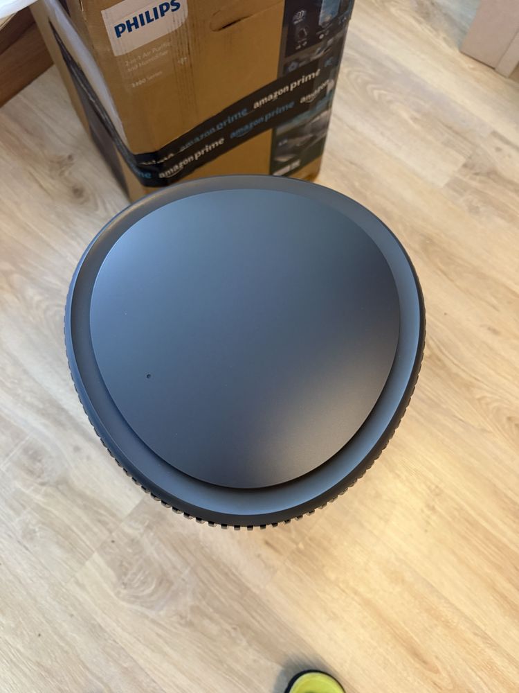 Продавам пречиствател и овлажнител за въздух 2в1 - Philips AC3421/13