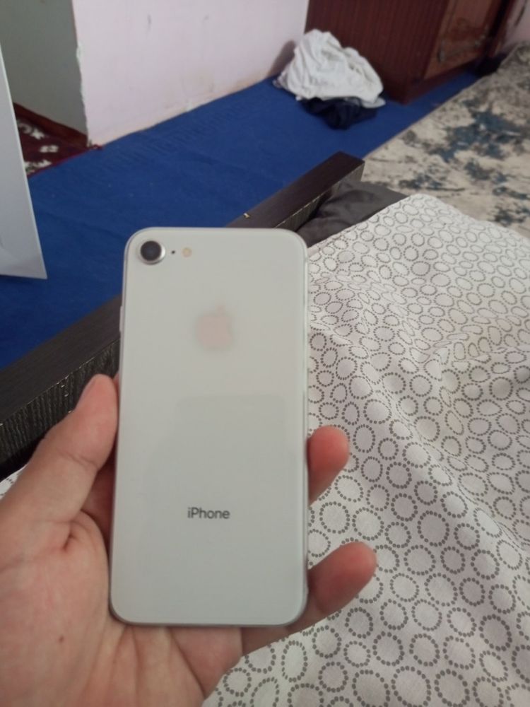 iphone 8  idani tel