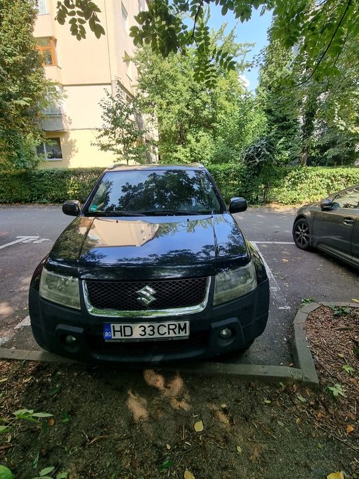 Vând Suzuki Grand Vitara