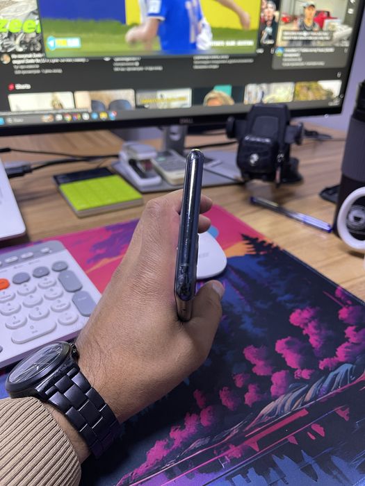 Продаю IPHONE 11 PRO MAX 64 GB face id ishliydi.