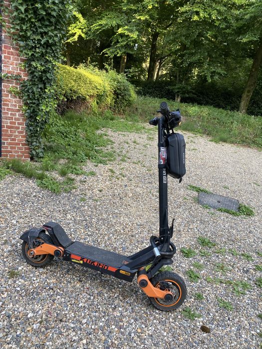 Vand sau schimb cu atv cross trotineta elecrica kukinrin G3,