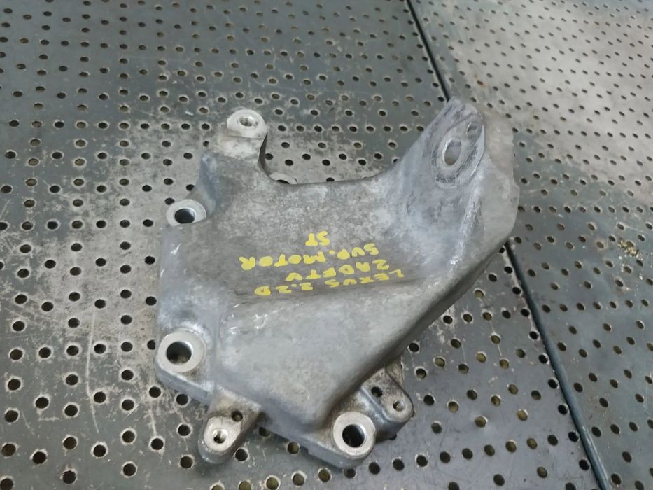 suport motor dreapta  2.2d 2ad   lexus is 220