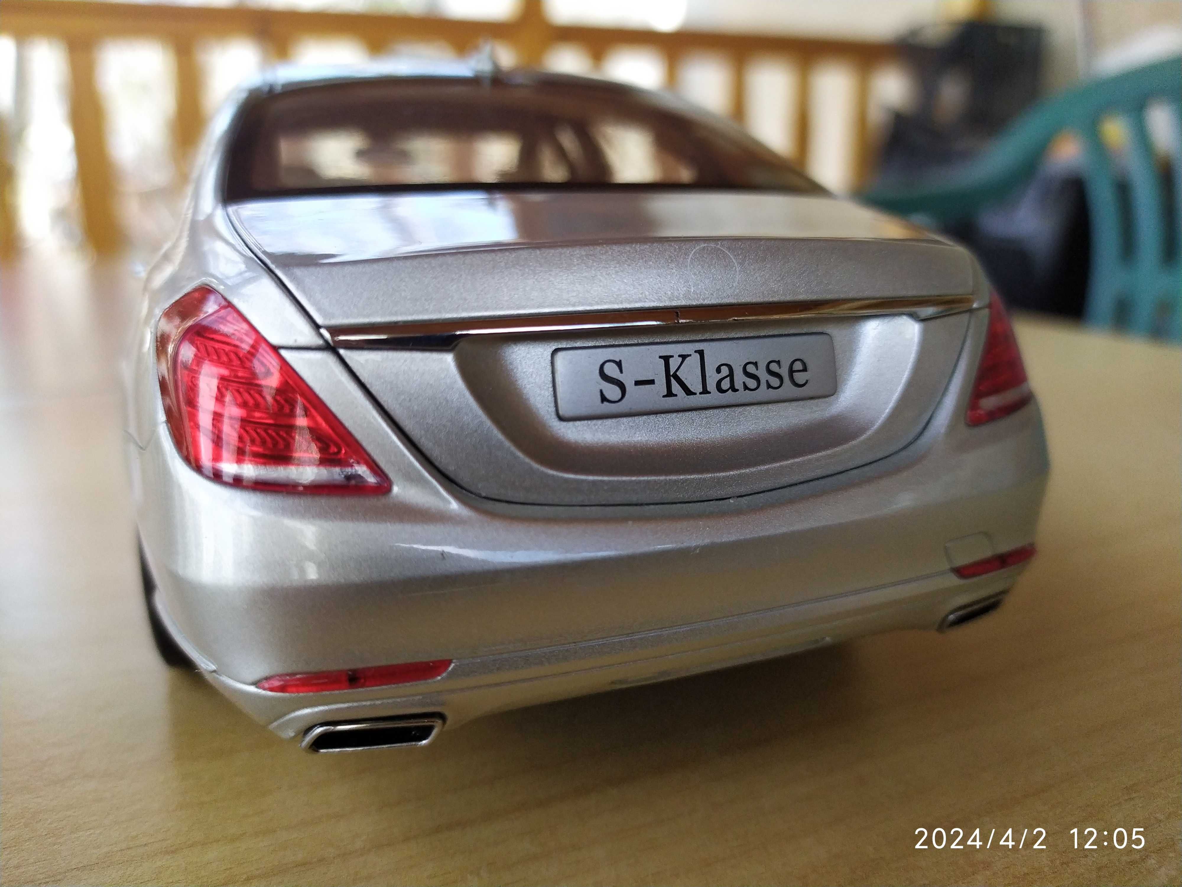 1:18 Mercedes-Benz S-Klasse  2013 - W222
