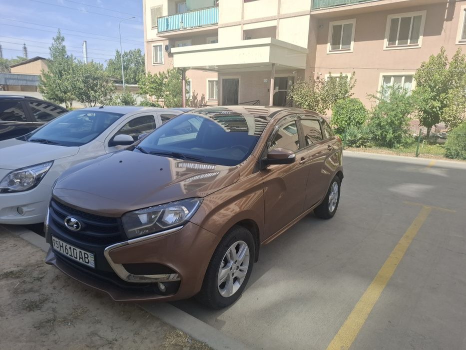 Срочно продаётся Lada x-ray