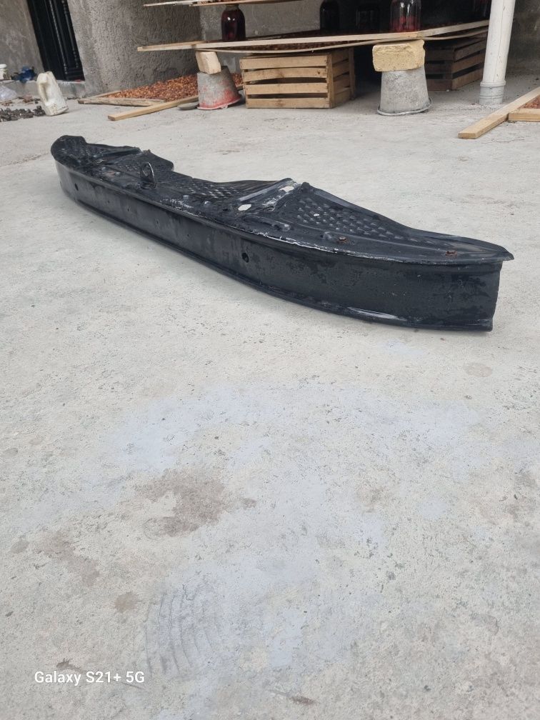 Bufer bamper Zil 130 xolati yaxshi