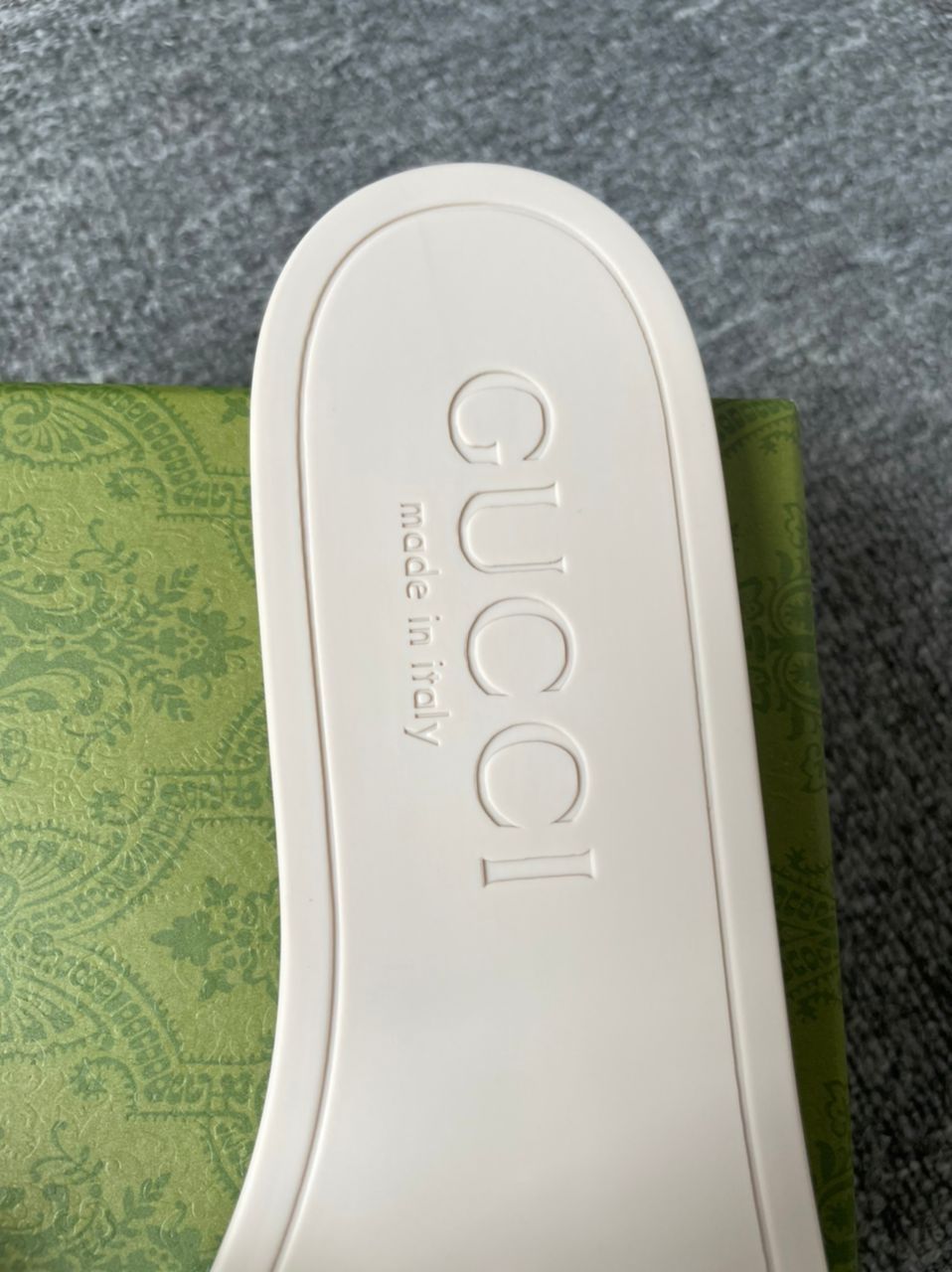 Papuci Gucci, nr.38, originali 100%  full box