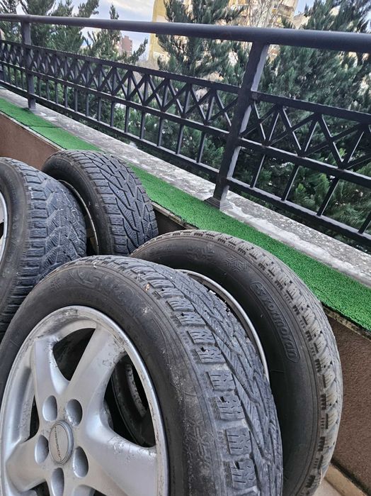 Зимни гуми с джанти 205\60 R16,  комплект 4бр.