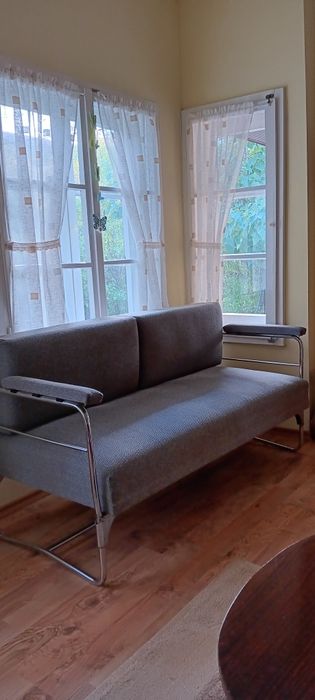 Разтегателен диван