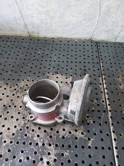 Clapeta acceleratie 3.0 d bmw seria 5 e60