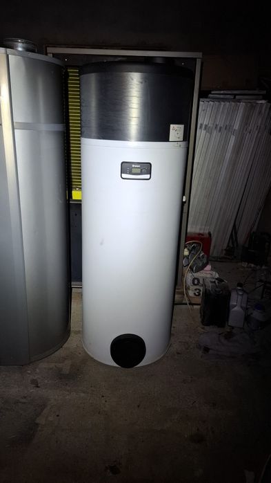 Boiler cu pompa de caldura Vaillant aroStor 270