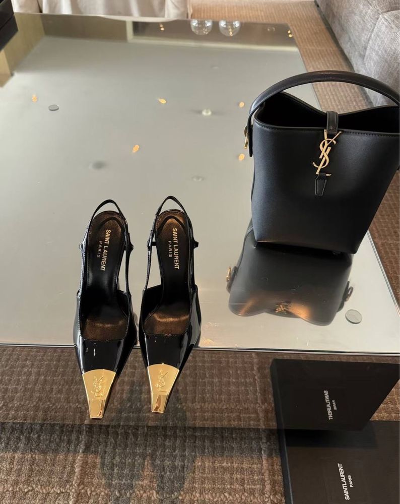Pantofi Saint Laurent