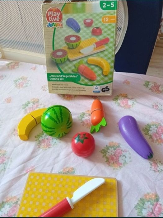 set joaca joc lemn taiat fructe legume playtive junior montessori