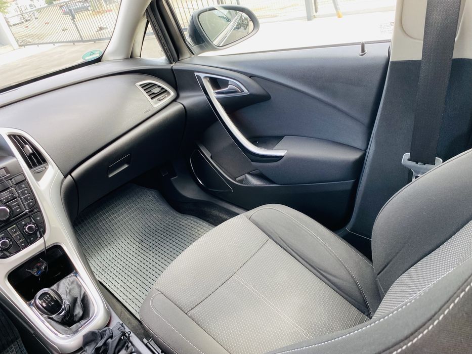 Opel astra J 1.4 Benzina Clasic