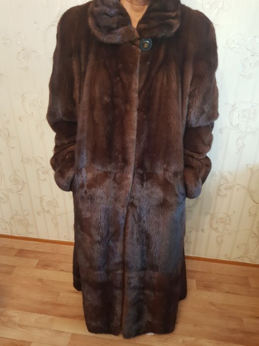 Шуба норковая из цельных шкурок, разм. 50-52