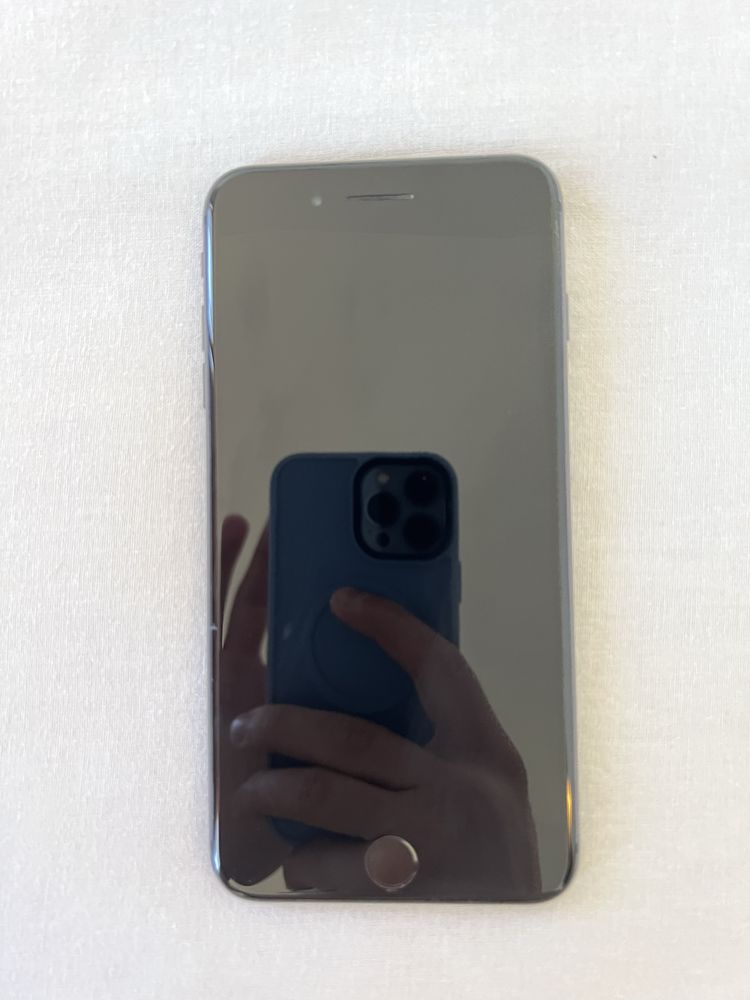 iPhone 8 plus Space Grey