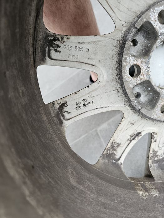 Roti BMW r16 de iarna Kumho wp51