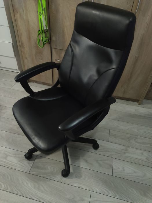 Scaun Birou piele neagra  kring Norman