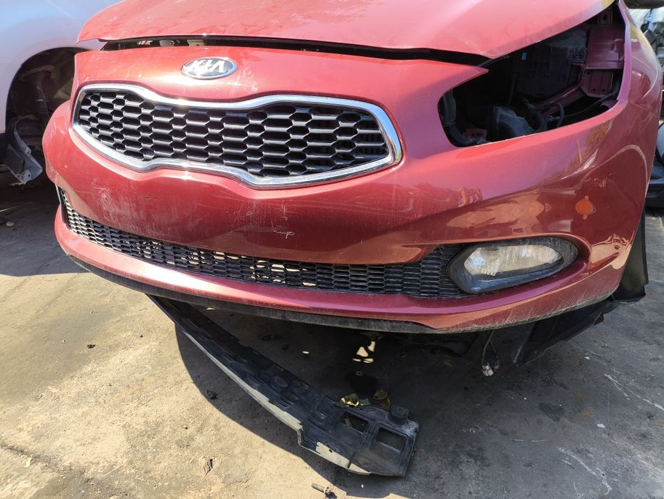 Предна броня за Kia Ceed